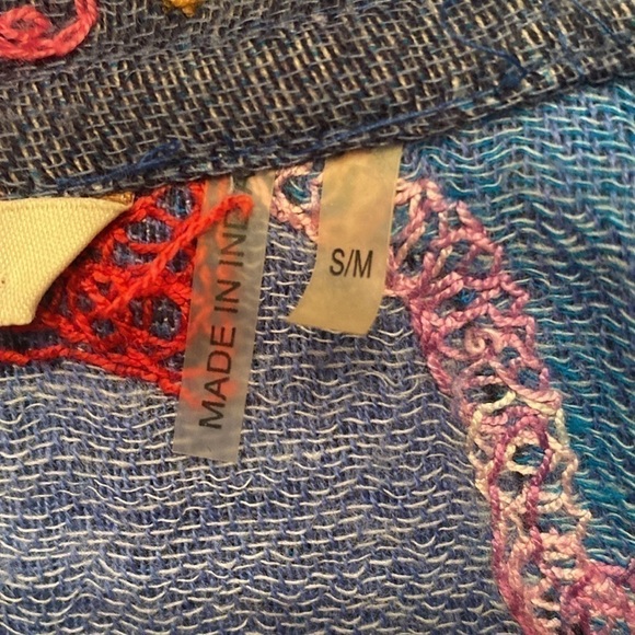 Soft Surroundings | Floral Embroidered Frayed Fringe Vest Cardigan Sweater S/M - Picture 12 of 14